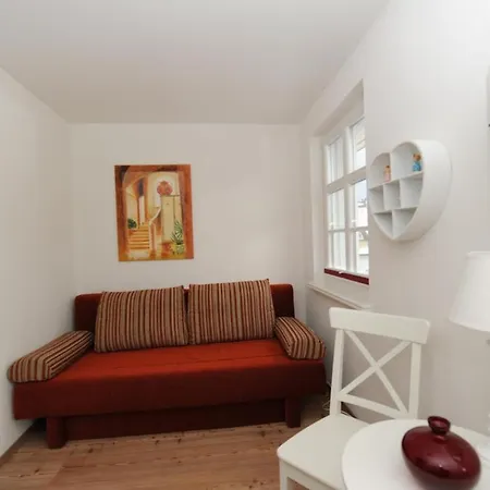 Haus Berlin, Grosszuegig Ausgestattete Doppelhaushaelfte Fuer 5 Personen In Hébergement de vacances *
