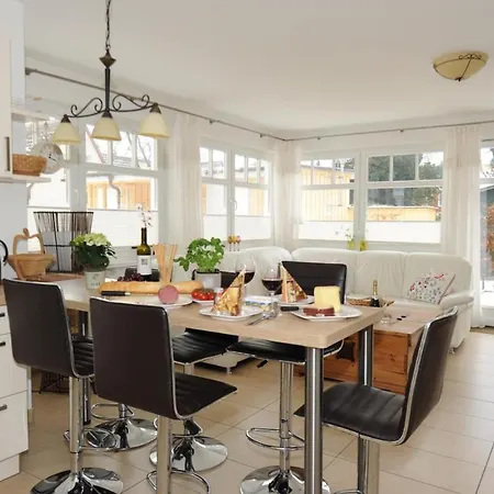 Haus Berlin, Grosszuegig Ausgestattete Doppelhaushaelfte Fuer 5 Personen In * Zingst