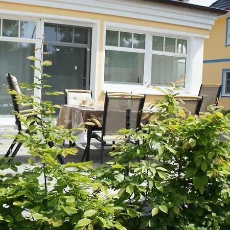 Haus Berlin, Grosszuegig Ausgestattete Doppelhaushaelfte Fuer 5 Personen In Hébergement de vacances