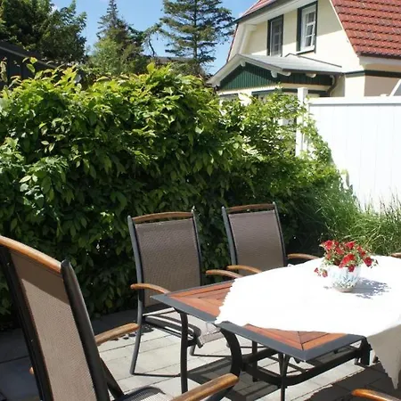 Hébergement de vacances Haus Berlin, Grosszuegig Ausgestattete Doppelhaushaelfte Fuer 5 Personen In *